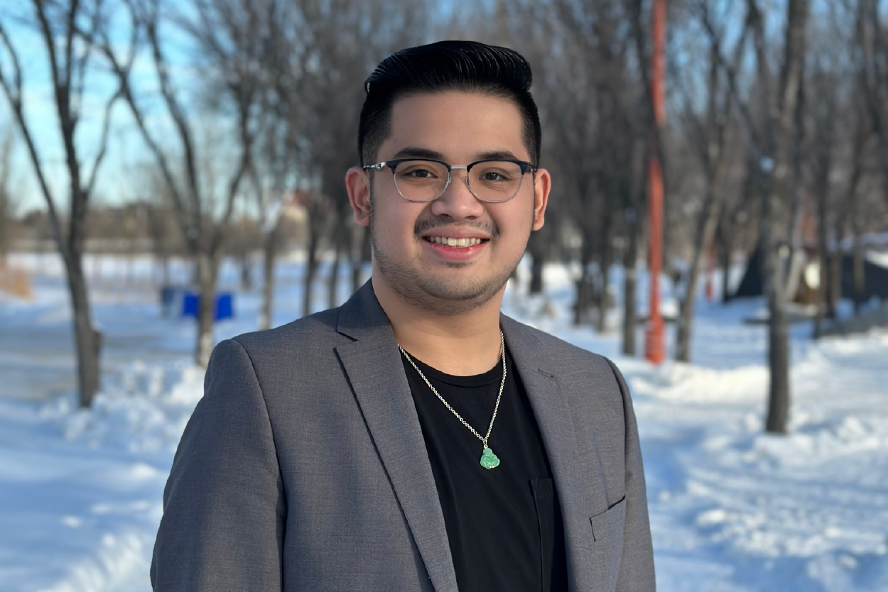 Tony Quach headshot
