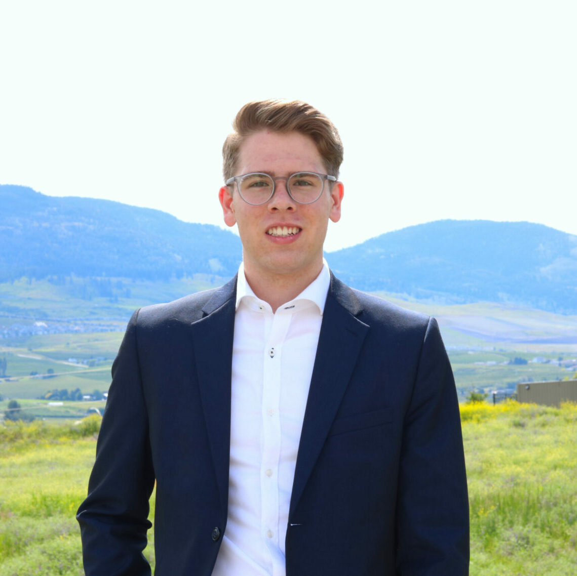 Cole Hutchison headshot